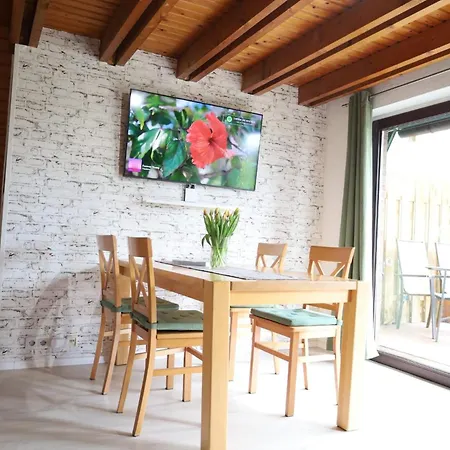 Achims Huus 55178 בית נופש *